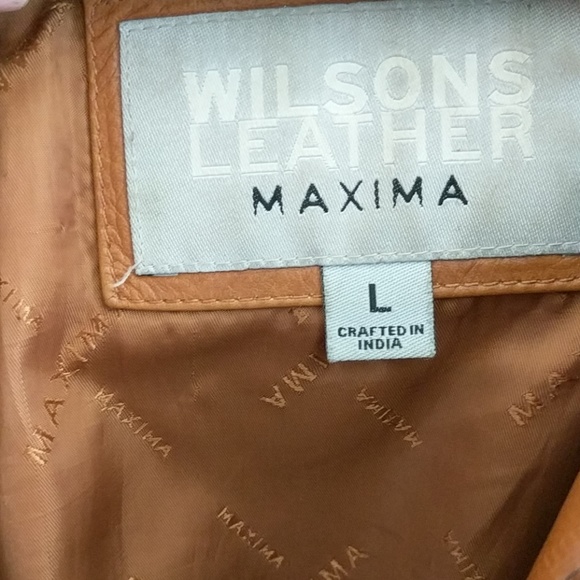 Beautiful 💯 Leather Jacket - Picture 2 of 8